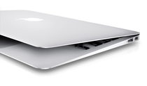 Notebook Apple Macbook Air MD711LZ Intel Core i5 1.3GHz / Memória 4GB / SSD 128 / 11.6" foto 1