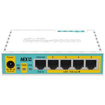 Switch Mikrotik Routerboard Hex Poe Lite RB750UPR2 com 5 Portas Ethernet de 10/100 MBPS - Branco