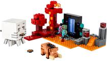 Lego Minecraft The Nether Portal Ambush - 21255 (352 Pecas)
