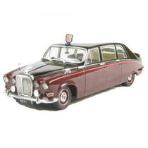 Carro Ixo Daimler DS420 Limousine Queen Elysabeth - Escala 1/43 - Vermelho Vinho