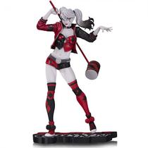 Estatua DC Collectibles Harley Quinn Red, White And Black - BY Philip Tan 35516